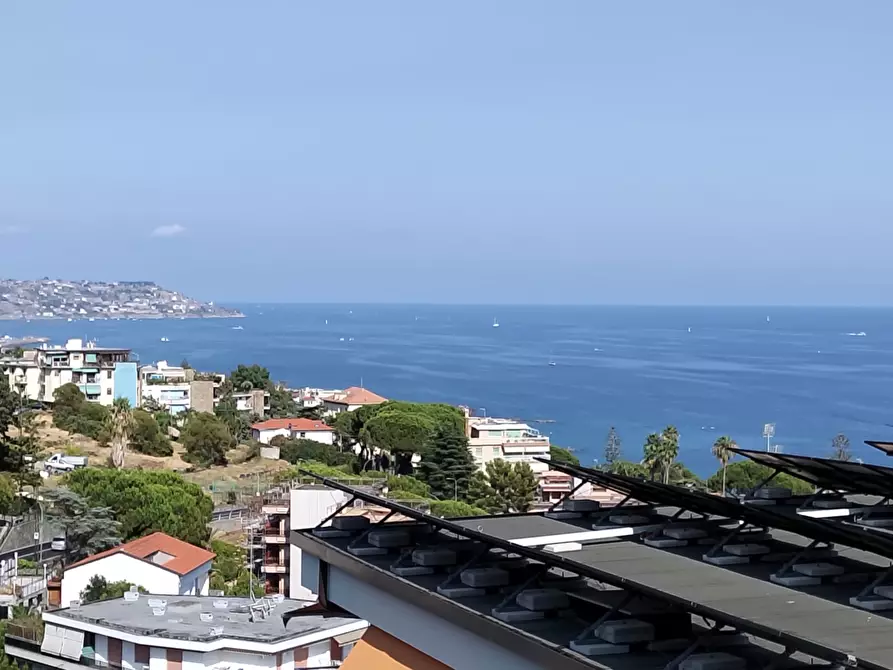 Immagine 1 di Trilocale in vendita  in Via Padre Semeria 466 a San Remo