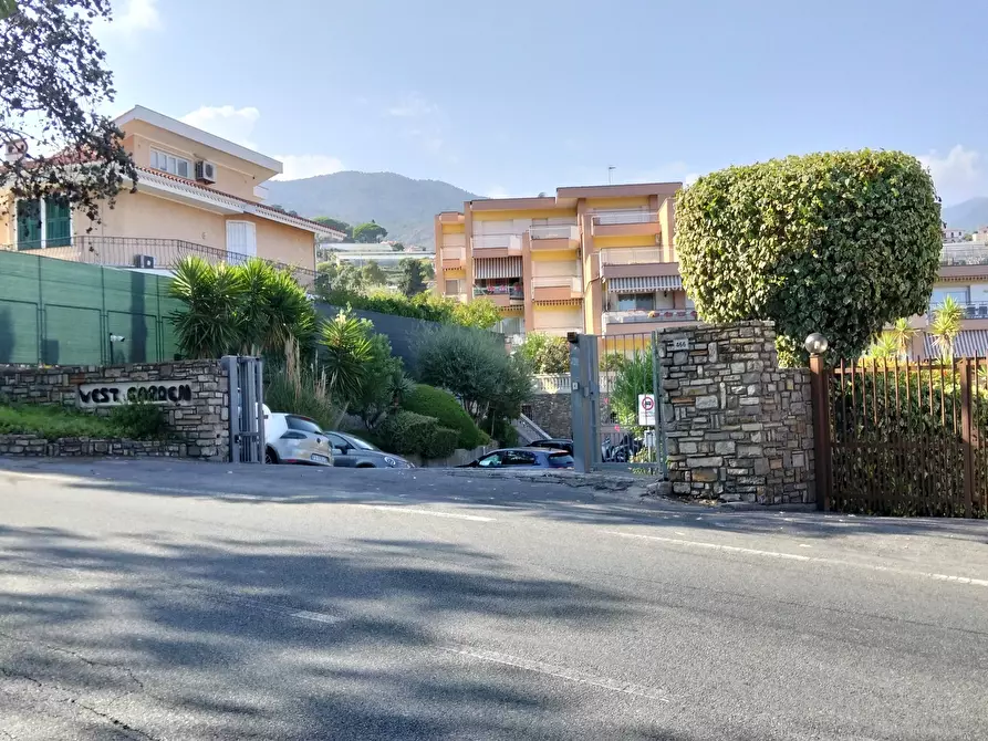 Immagine 55 di Trilocale in vendita  in Via Padre Semeria 466 a San Remo