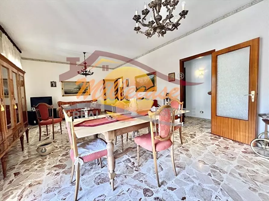 Immagine 9 di Pentalocale in vendita  in Via Agostino Fillioley a Siracusa