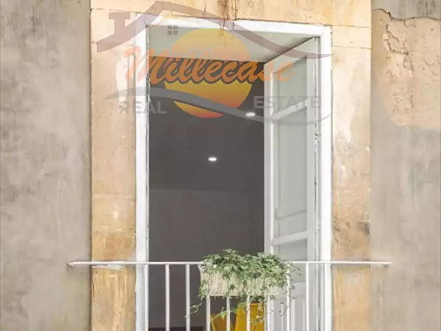 Immagine 31 di Bilocale in vendita  in Via Saverio Landolina a Siracusa