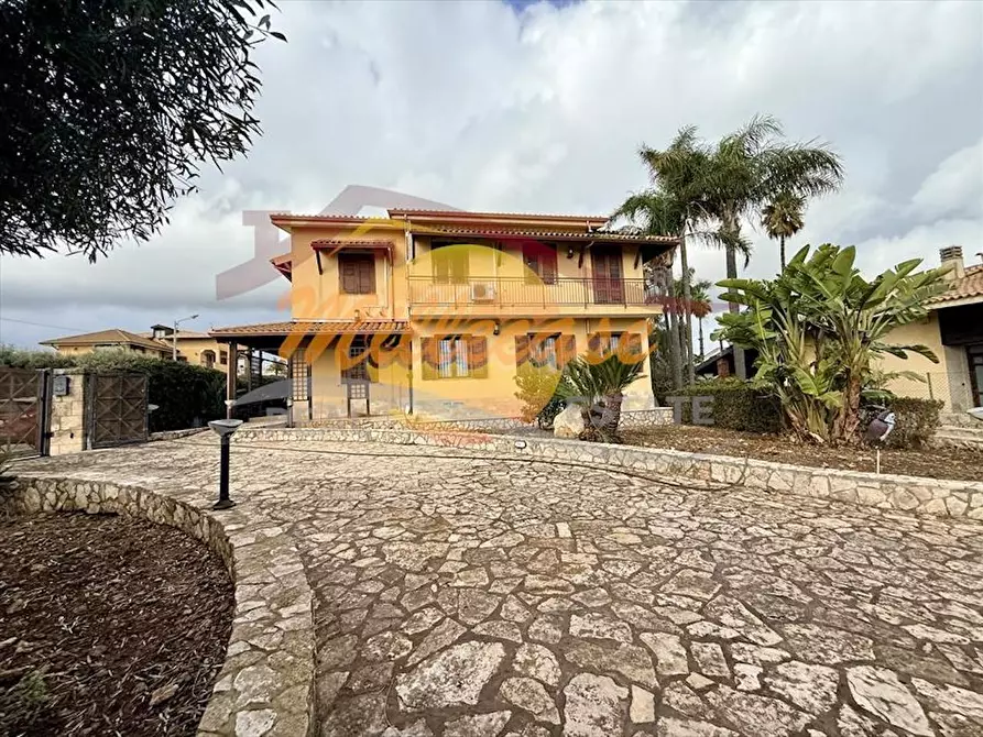 Immagine 6 di Villa in vendita  in Via Luigi Capuana a Siracusa