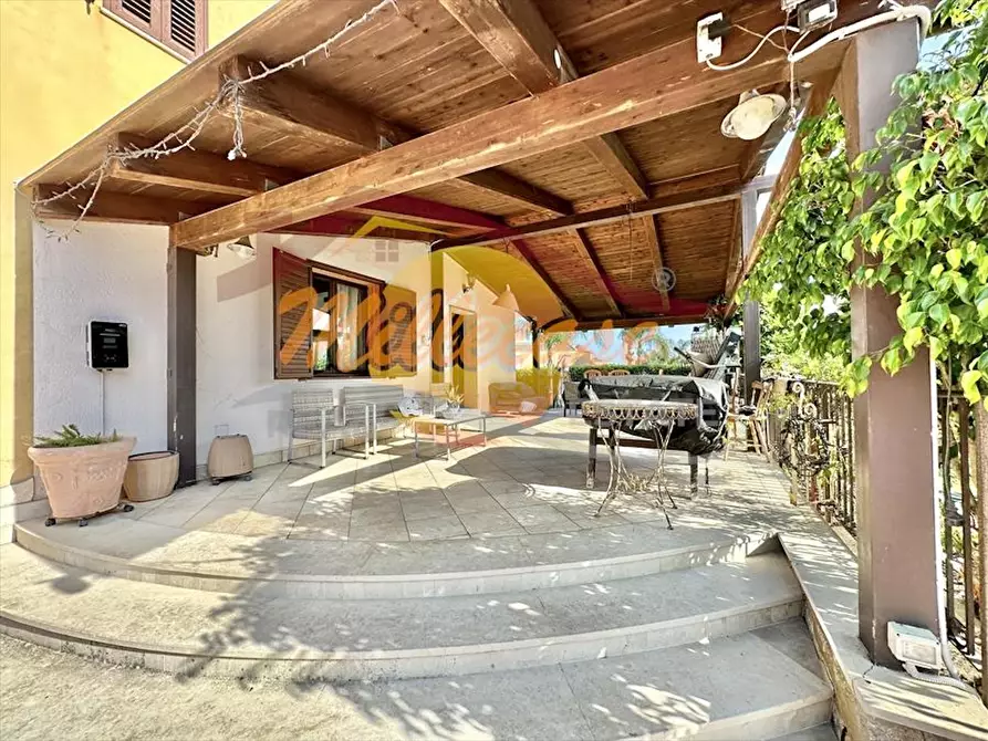 Immagine 15 di Villa in vendita  in Via Priamo a Siracusa