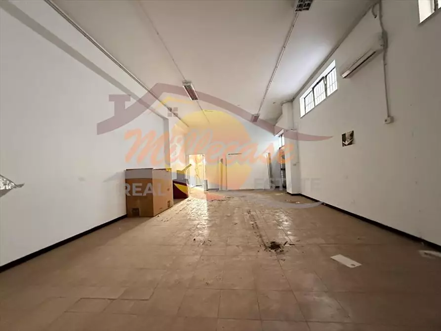 Immagine 19 di Locale commerciale in vendita  in Viale Zecchino a Siracusa