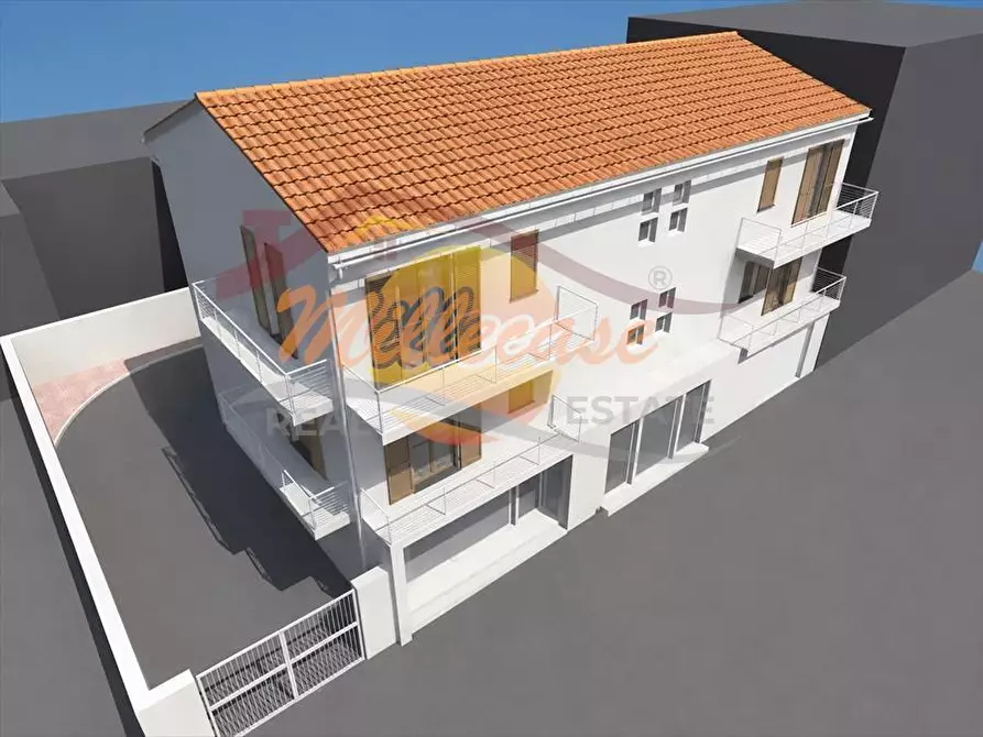 Immagine 14 di Trilocale in vendita  in Via Benedetto Croce a Siracusa