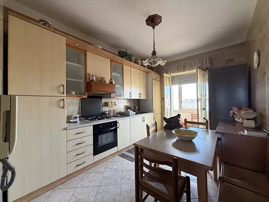Immagine 10 di Quadrilocale in vendita  in Viale dei Comuni a Siracusa
