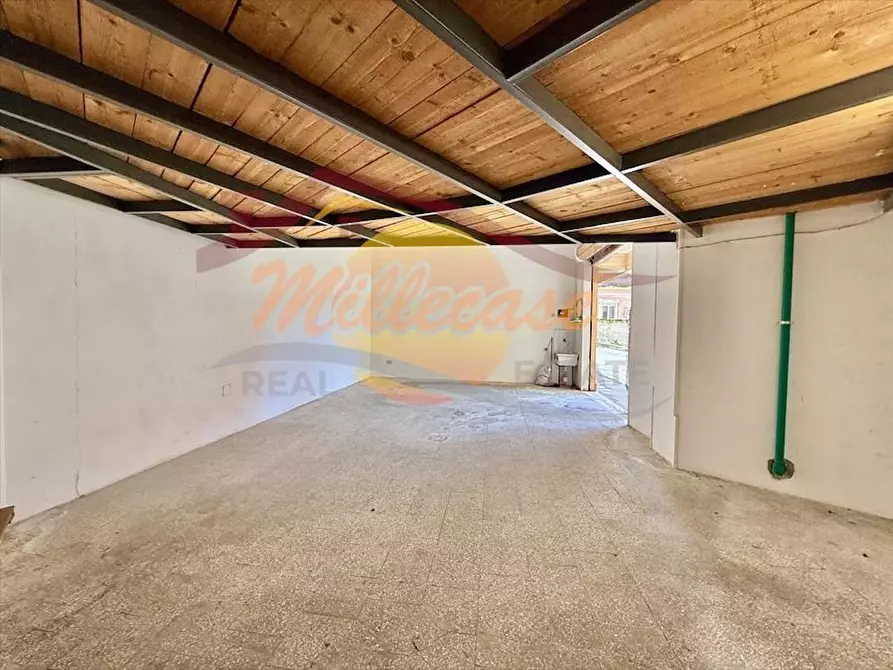 Immagine 6 di Garage in vendita  in Viale Tica a Siracusa