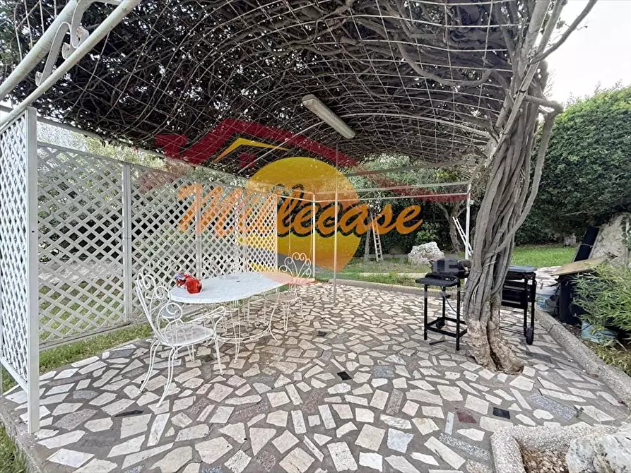 Immagine 2 di Villa in vendita  in Viale dei Lidi a Siracusa