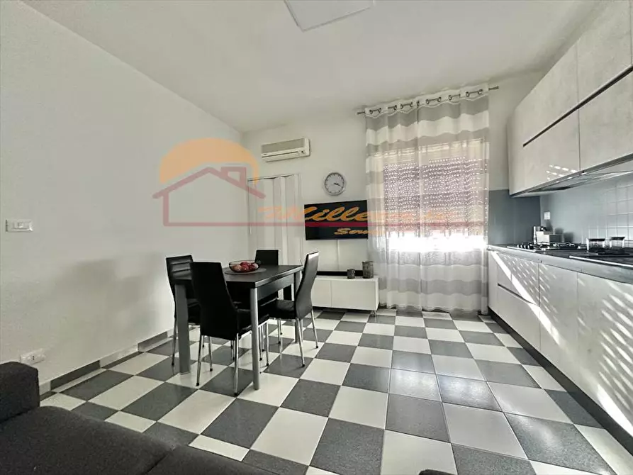 Immagine 21 di Trilocale in vendita  in Viale dei Comuni a Siracusa