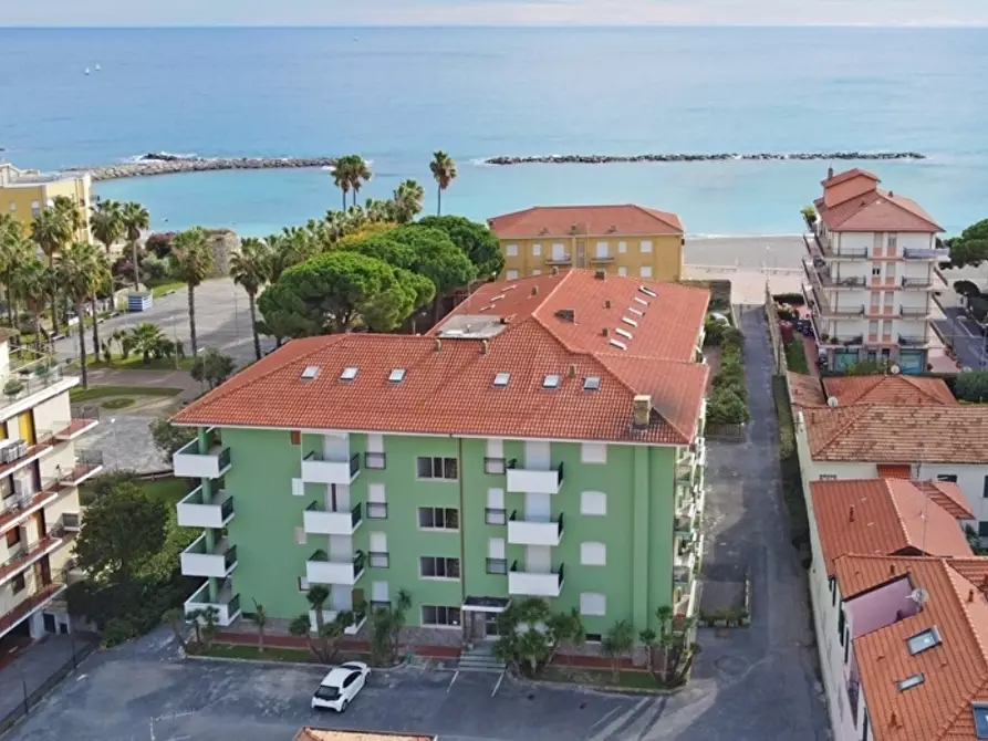 Immagine 3 di Trilocale in affitto  in Via Aurelia 57 a San Bartolomeo Al Mare