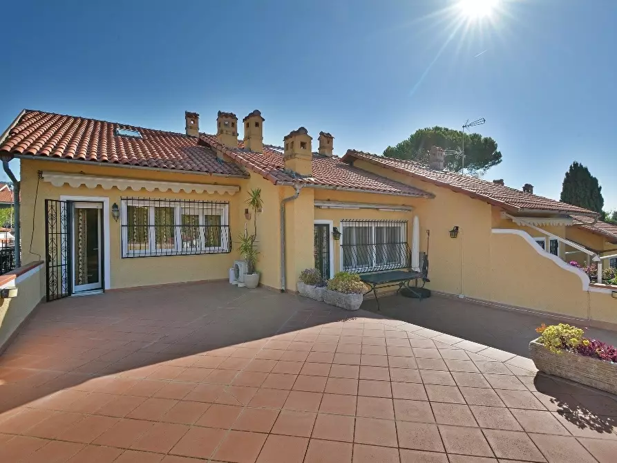 Immagine 4 di Quadrilocale in vendita  in Piazza Sant'Anna 1 a San Bartolomeo Al Mare