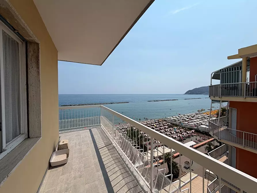 Immagine 2 di Trilocale in vendita  in Via Sicilia 37 a San Bartolomeo Al Mare