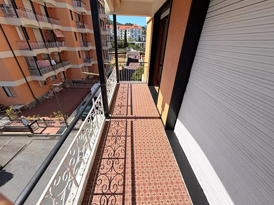 Immagine 44 di Bilocale in vendita  in Piazza XXV Aprile 6 a San Bartolomeo Al Mare
