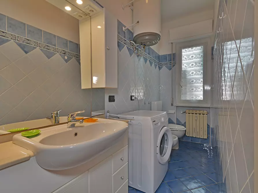 Immagine 8 di Appartamento in affitto  in via aurelia 70 a San Bartolomeo Al Mare