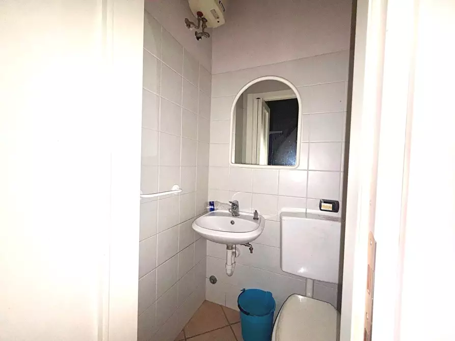 Immagine 9 di Attività commerciale in vendita  in Via Aurelia 178 a San Bartolomeo Al Mare