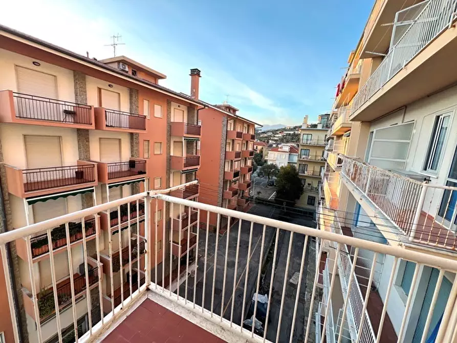 Immagine 92 di Bilocale in affitto  in Via Malta 5252 a San Bartolomeo Al Mare