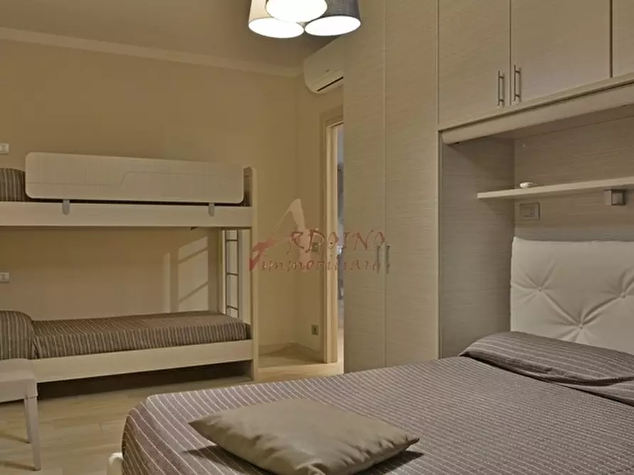 Immagine 17 di Trilocale in vendita  in Viale Europa a San Bartolomeo Al Mare