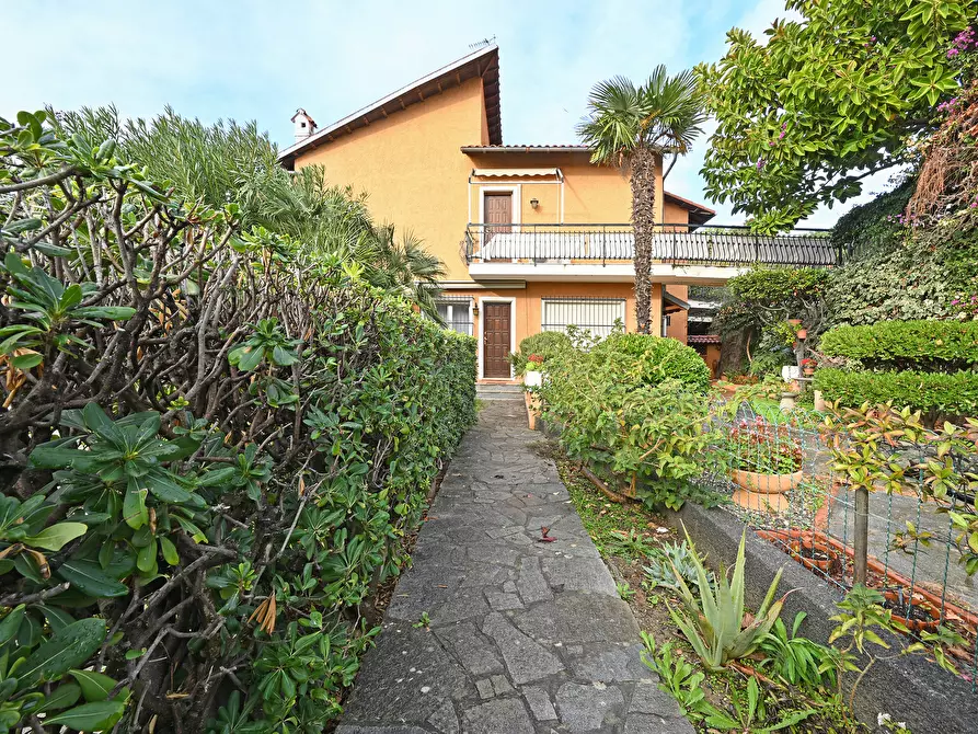 Immagine 10 di Bilocale in vendita  in Piazza Sant'Anna 1 a San Bartolomeo Al Mare