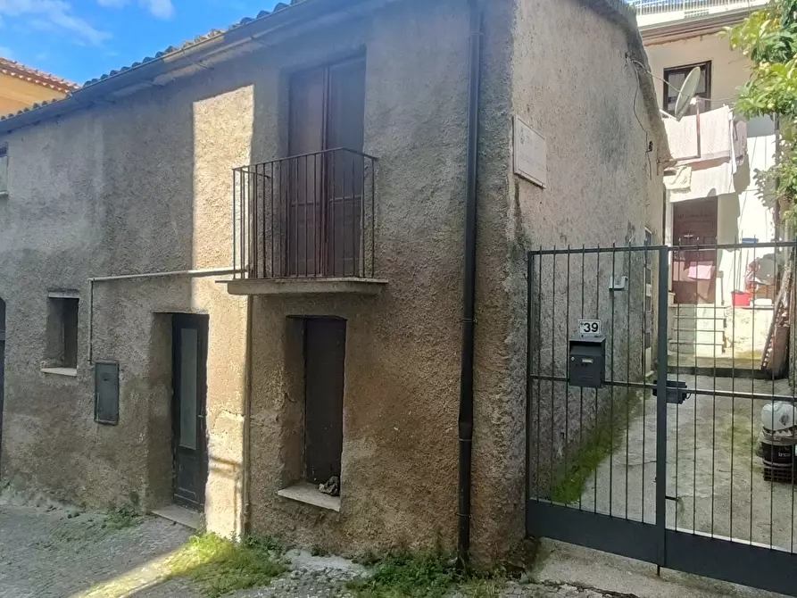 Immagine 1 di Casa indipendente in vendita  in Via Giuseppe Verdi 39 a Lamezia Terme