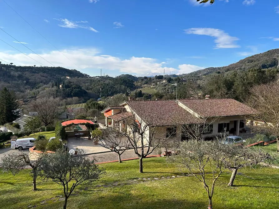 Immagine 12 di Casa bifamiliare in vendita  a Sarzana