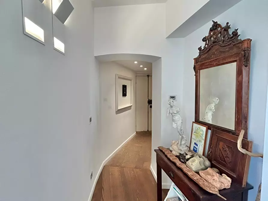 Immagine 25 di Quadrilocale in vendita  a Sarzana