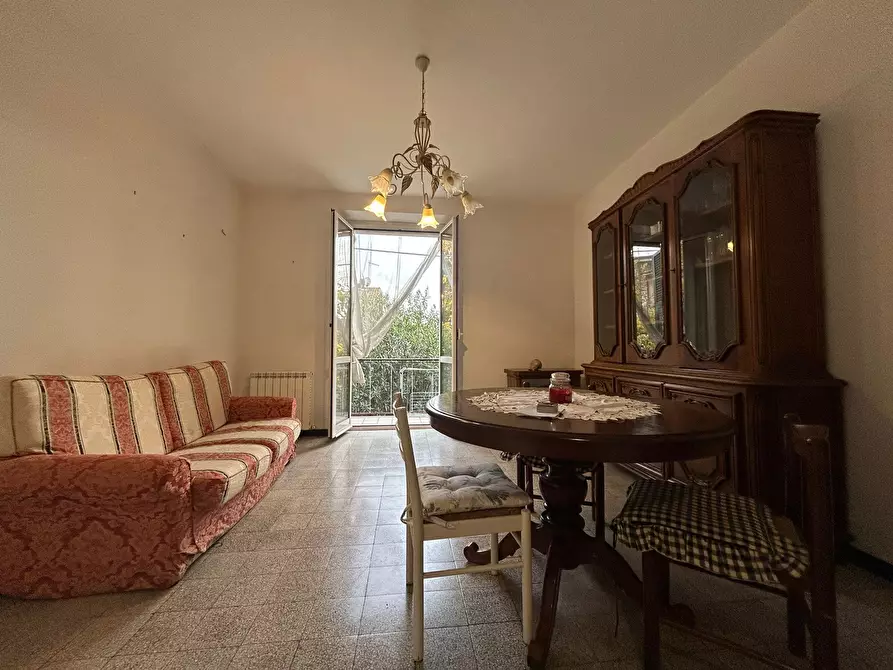 Immagine 1 di Quadrilocale in vendita  a Sarzana