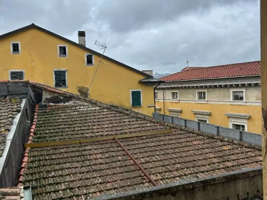 Immagine 22 di Quadrilocale in vendita  a Sarzana