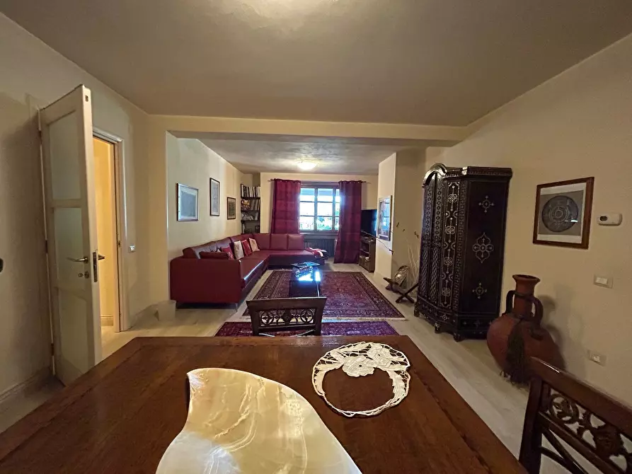 Immagine 36 di Villa in vendita  a Sarzana