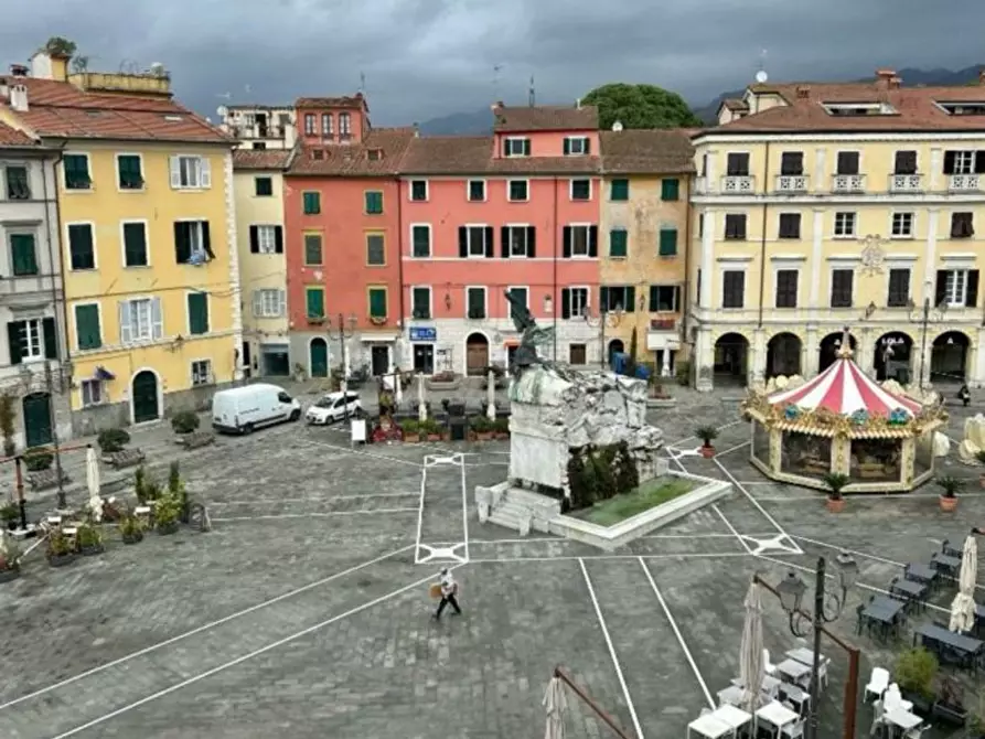 Immagine 5 di Quadrilocale in vendita  a Sarzana