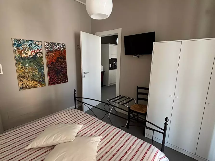 Immagine 4 di Trilocale in affitto  a Sarzana