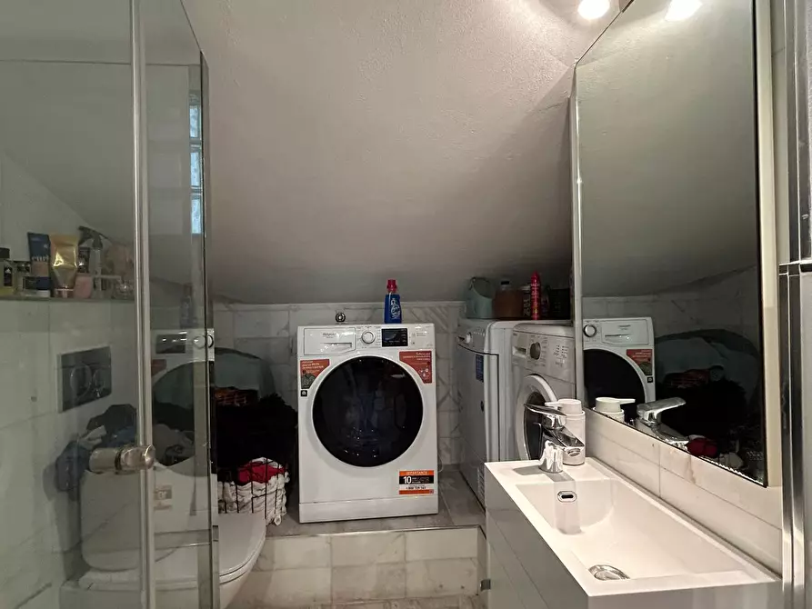 Immagine 29 di Attico in vendita  a Sarzana