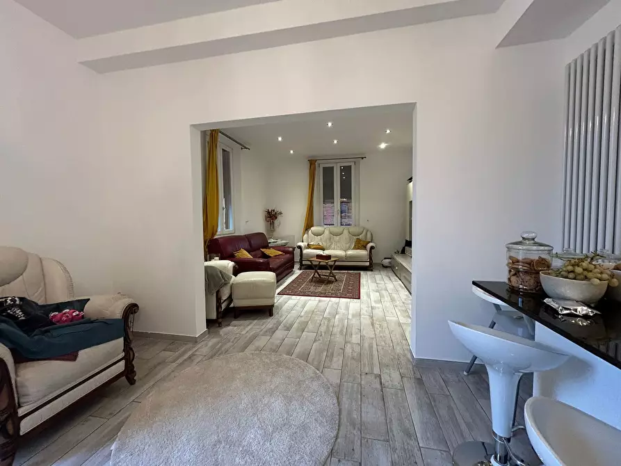 Immagine 7 di Quadrilocale in vendita  a Sarzana