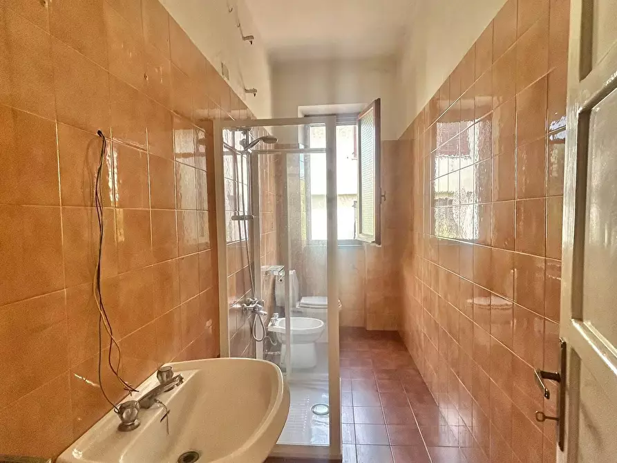 Immagine 17 di Casa bifamiliare in vendita  a Sarzana