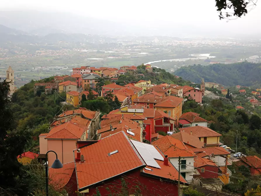 Immagine 13 di Quadrilocale in vendita  a Vezzano Ligure