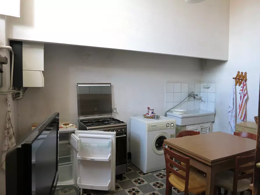 Immagine 5 di Attico in vendita  a Sarzana