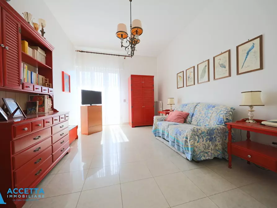 Immagine 8 di Quadrilocale in vendita  in Piazza Pio X 42 a Taranto