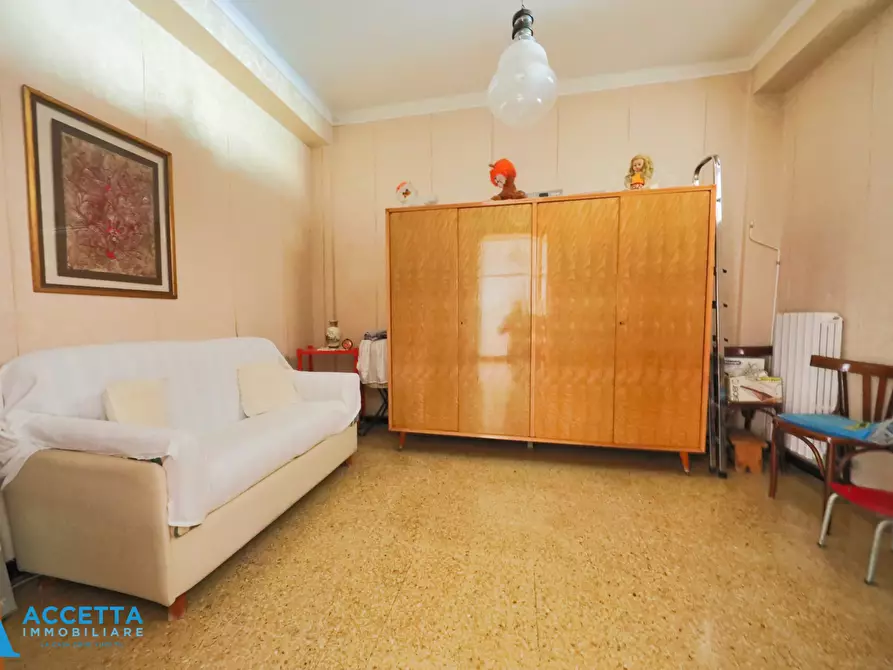 Immagine 22 di Trilocale in vendita  in Via Elio 56 a Taranto