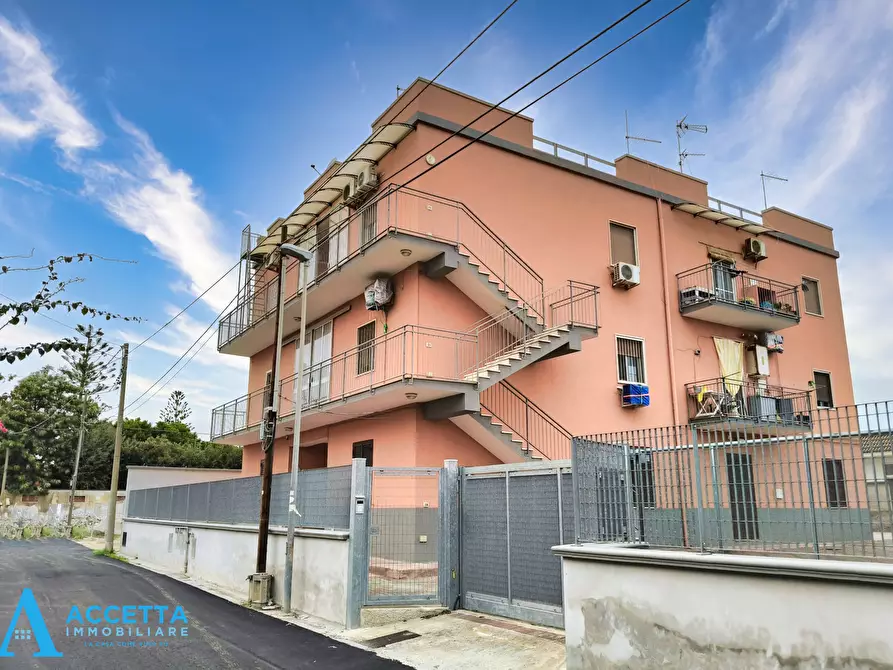 Immagine 24 di Trilocale in vendita  in Via Gattucci 13 a Taranto