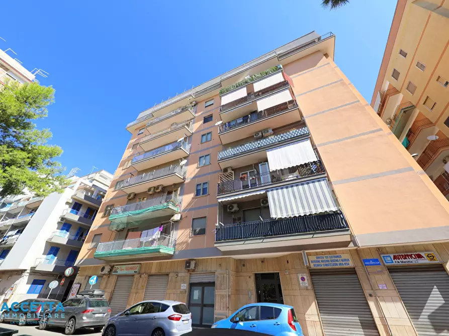 Immagine 22 di Quadrilocale in affitto  in Via Venezia 25 a Taranto