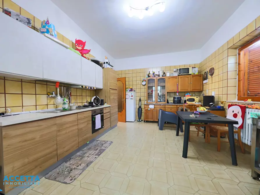 Immagine 2 di Trilocale in vendita  in Via Calata Livezza 24 a Taranto