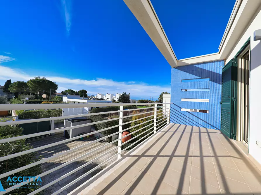 Immagine 27 di Villa in vendita  in Via Fior di Zenzero 2 a Taranto
