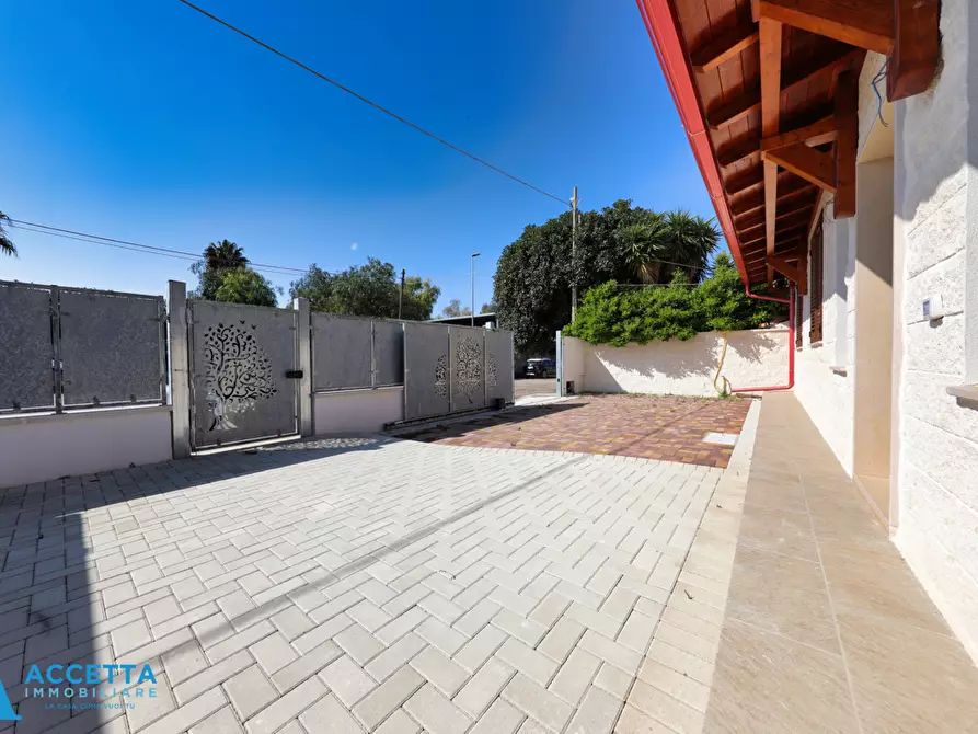 Immagine 6 di Villa in vendita  in Via Lorenzo il Magnifico a Taranto