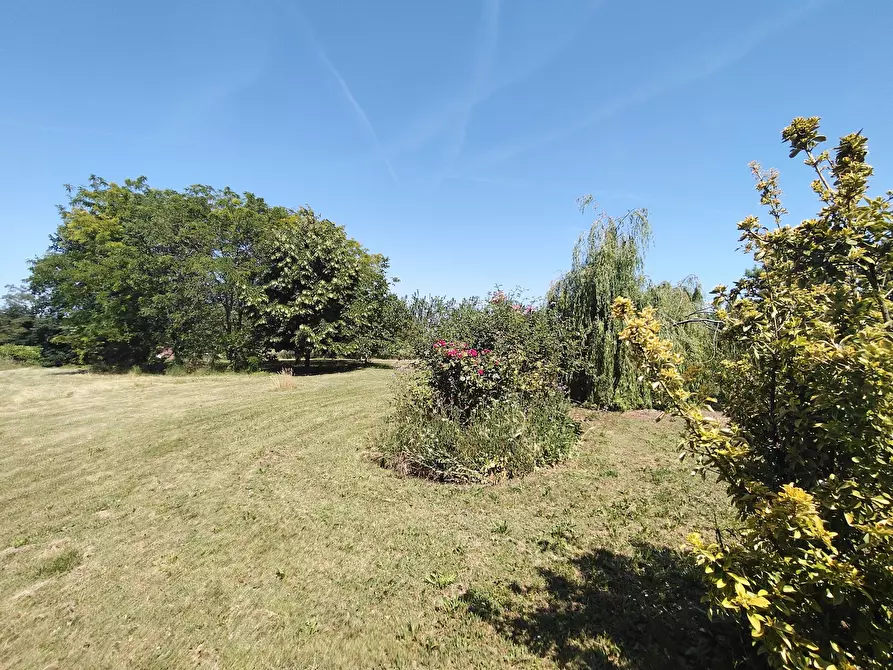Immagine 43 di Rustico / casale in vendita  in Via San Biagio a Borgonovo Val Tidone