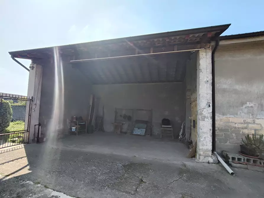 Immagine 14 di Casa indipendente in vendita  in Via Enrico Fermi 13 a Pieve Porto Morone