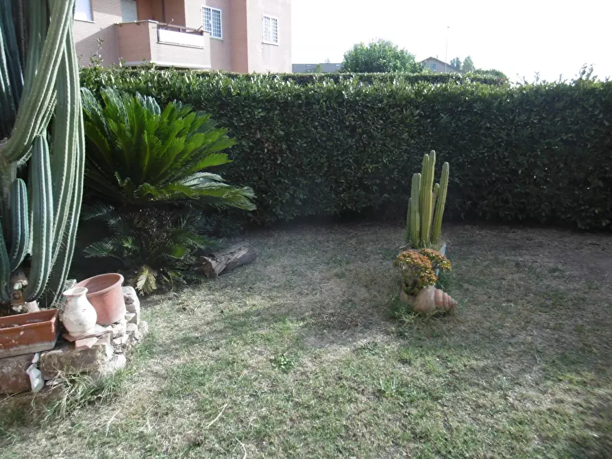 Immagine 17 di Trilocale in vendita  in VIA LORENZO ALLIEVI a Roma