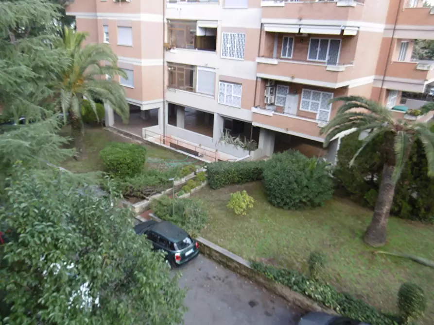 Immagine 24 di Quadrilocale in affitto  in VIA DELLA PISANA a Roma