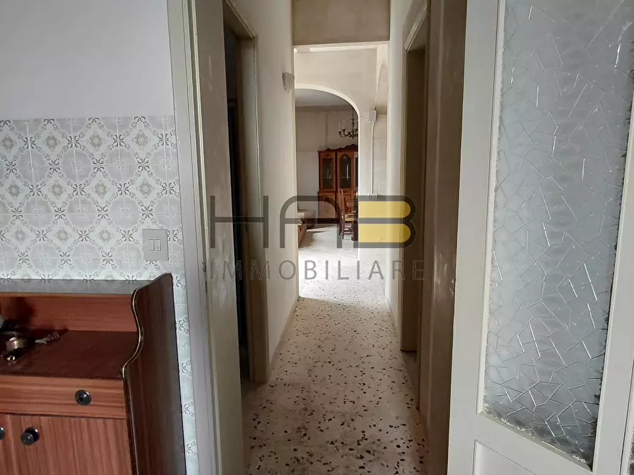 Immagine 6 di Casa indipendente in vendita  in Via Simone Catalano a Valderice