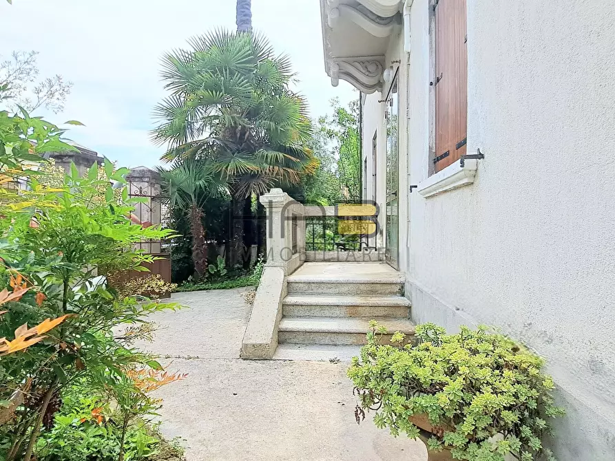 Immagine 3 di Villa in vendita  in Via Giacomo Andrea Giacomini a Padova