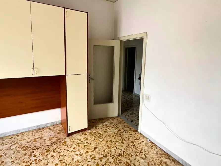 Immagine 7 di Trilocale in vendita  in Via Tito Zaniboni 11 a Giffoni Sei Casali