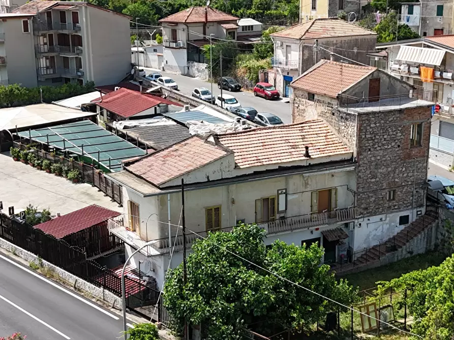 Immagine 26 di Casa semindipendente in vendita  in Via Francesco Spirito 62 a Salerno
