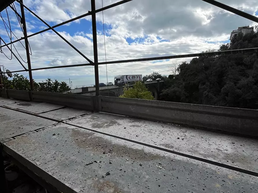 Immagine 15 di Bilocale in vendita  in Via Giuseppe Paesano 51 a Salerno